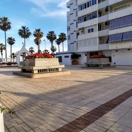 1ª Linea De Playa, 2 Dormitorios, Plaza De Garaje *